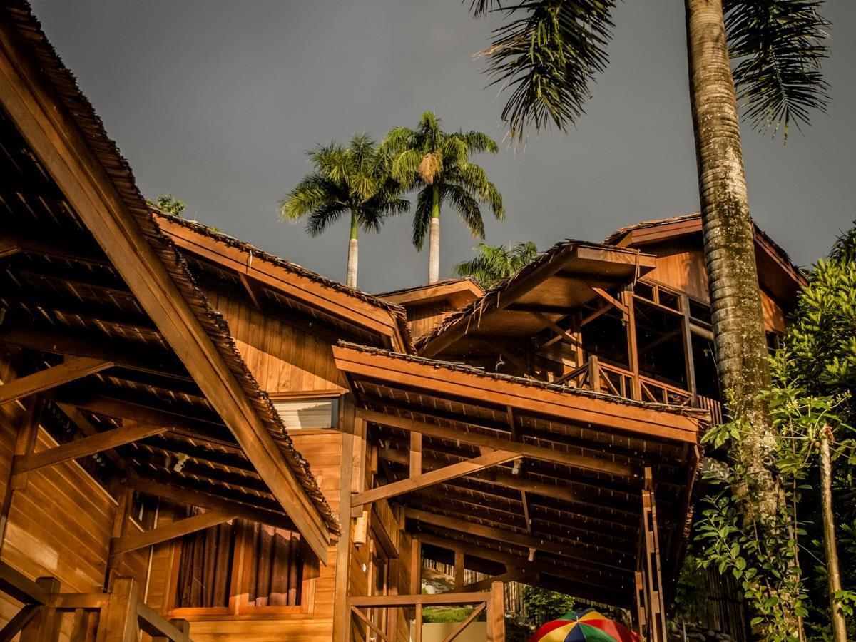 Janji Laut Resort Tanahwangko Exterior foto