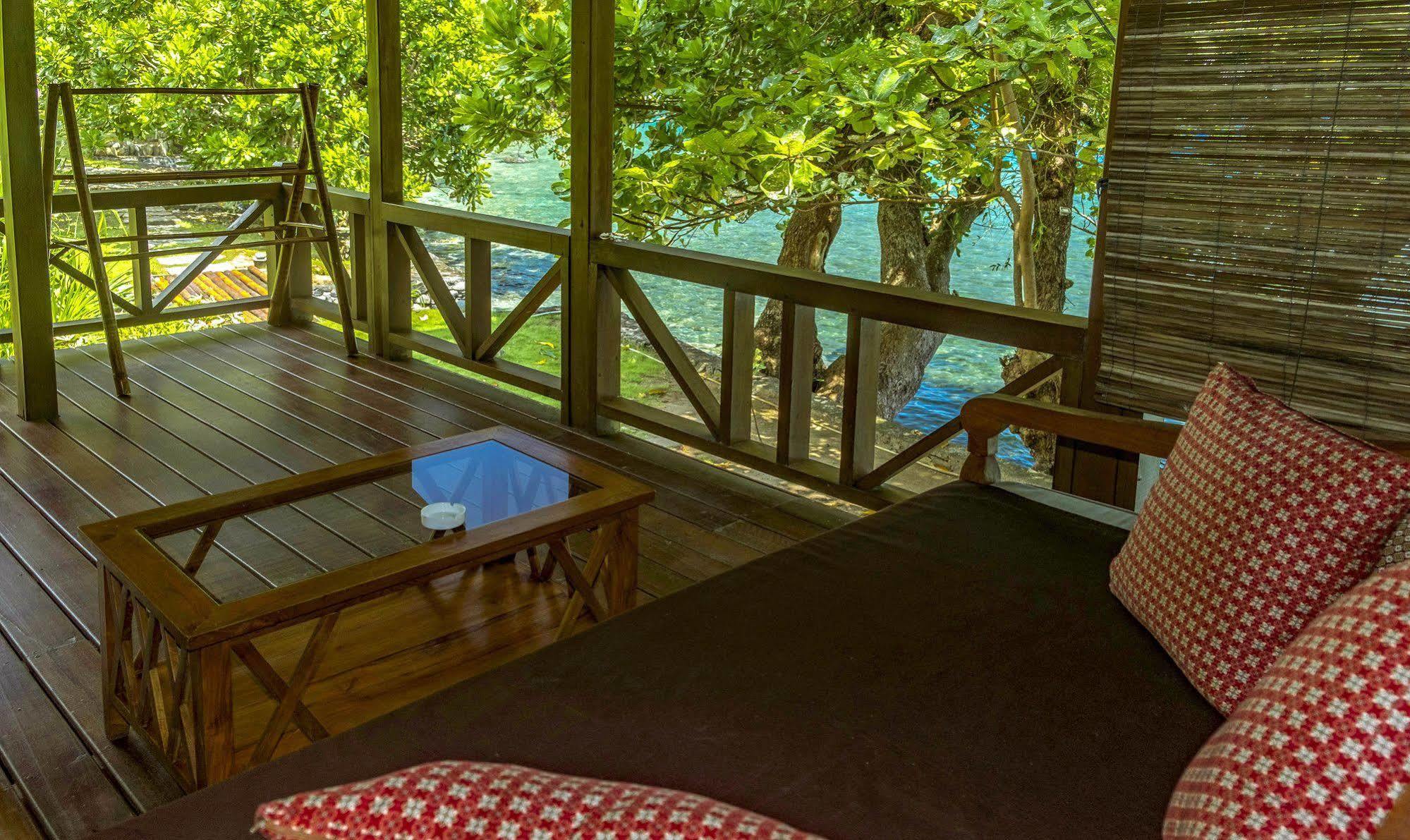 Janji Laut Resort Tanahwangko Exterior foto
