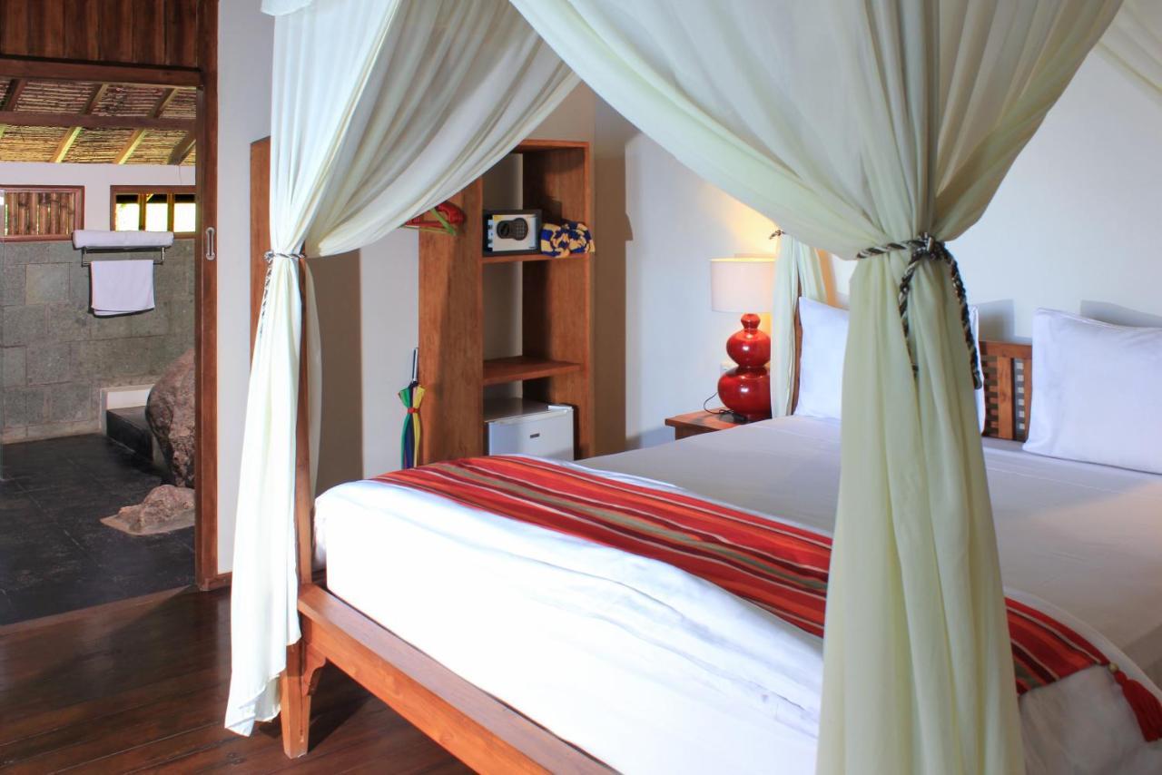 Janji Laut Resort Tanahwangko Exterior foto